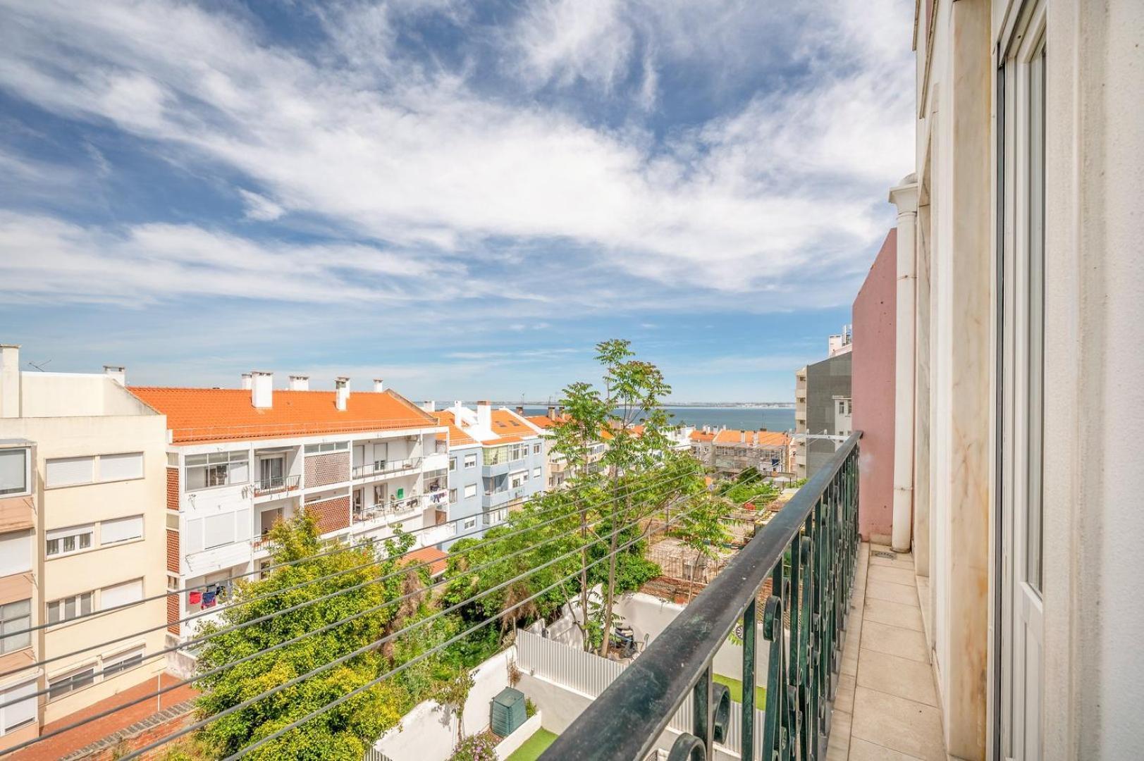 Ferienwohnung Guestready - Lush Atmosphere In Lisboa Exterior foto